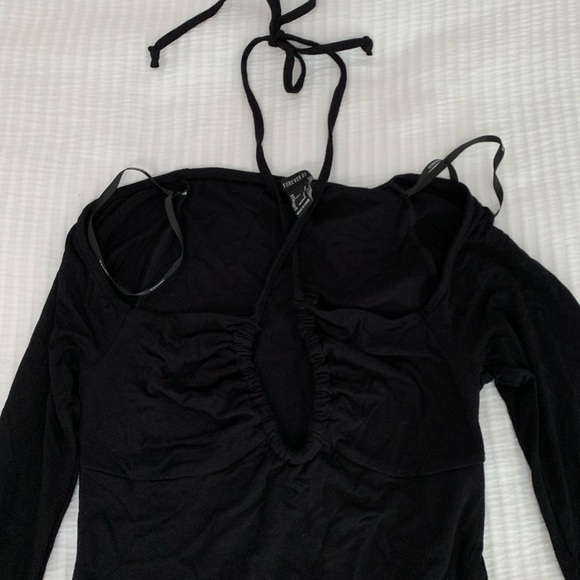 Cutout halter bodysuit in black - Picture 12 of 13